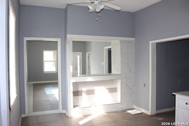 830 Steves Ave, San Antonio, TX 78210