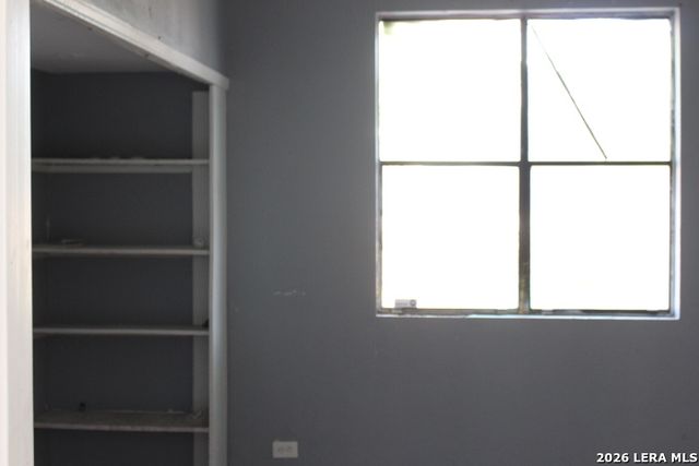 830 Steves Ave, San Antonio, TX 78210