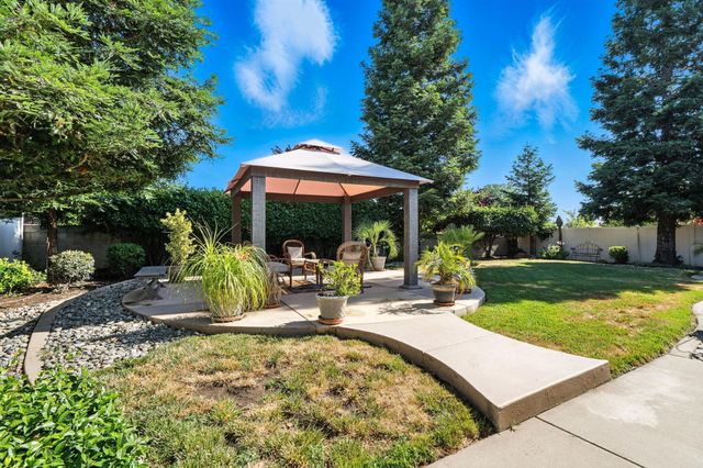 2110 Cilantro Drive, Redding, CA 96003