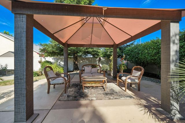 2110 Cilantro Drive, Redding, CA 96003