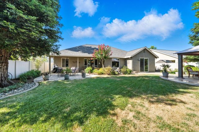 2110 Cilantro Drive, Redding, CA 96003