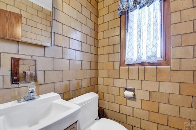 3410 Northridge Dr, Pueblo, CO 81008