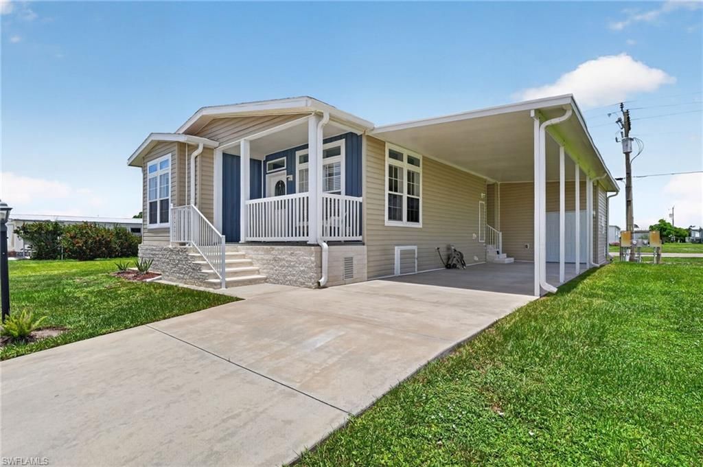 5671 Captain John Smith LOOP, NORTH FORT MYERS, FL 33917 — photo 2