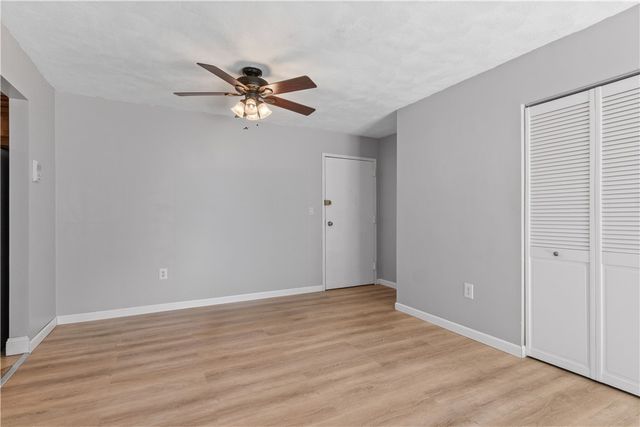 752 QUAKER Lane A310, Warwick, RI 02818
