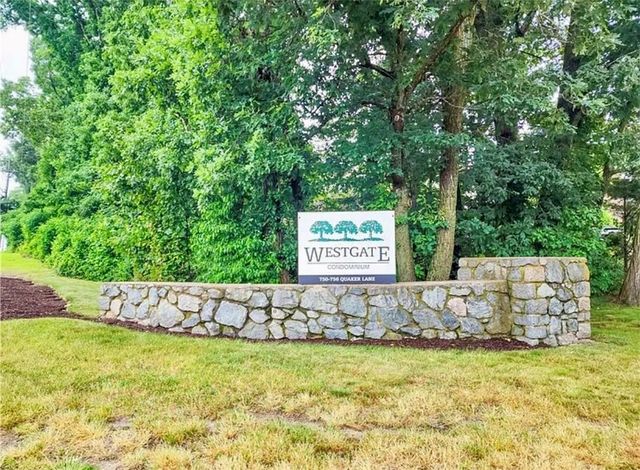 752 QUAKER Lane A310, Warwick, RI 02818
