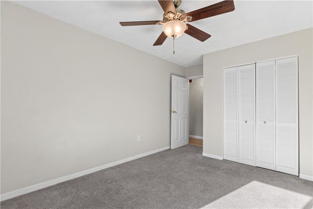 752 QUAKER Lane A310, Warwick, RI 02818