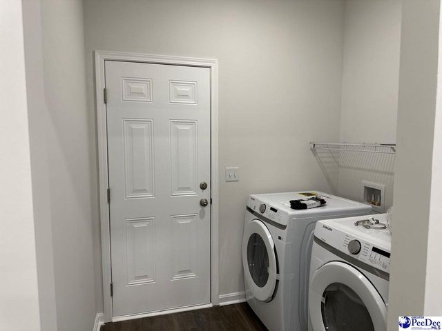 806 Glen Acres Dr, Hartsville, SC 29550
