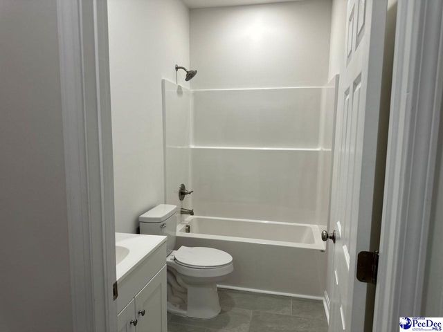 806 Glen Acres Dr, Hartsville, SC 29550