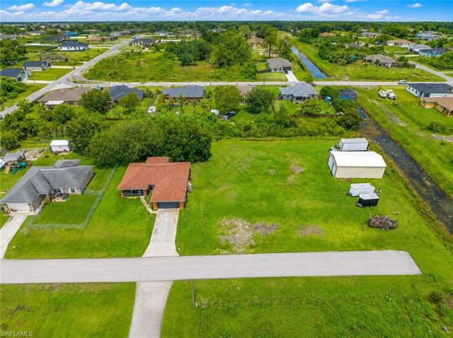 1602 Dora AVE S, Lehigh Acres, FL 33976