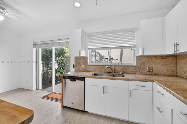 8091 Nadmar Ave, Boca Raton, FL 33434