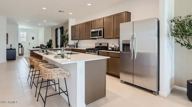 23198 W PARKWAY Drive, Buckeye, AZ 85326