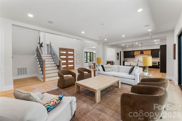 1550 Coventry Road, Charlotte, NC 28211