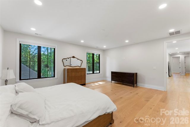1550 Coventry Road, Charlotte, NC 28211