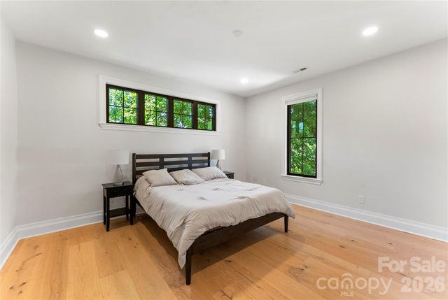 1550 Coventry Road, Charlotte, NC 28211