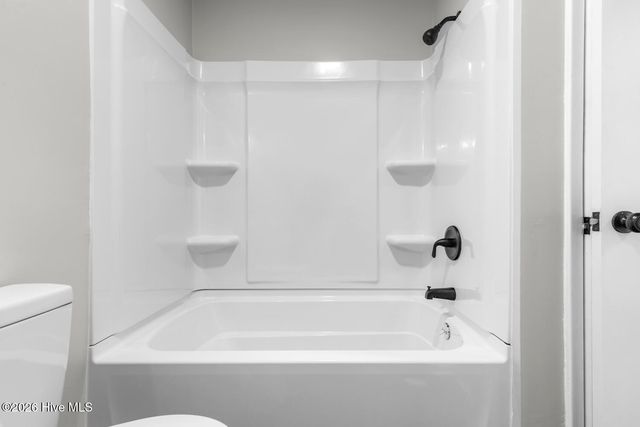 61 Dixie Trail, Jacksonville, NC 28546