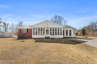 61 Dixie Trail, Jacksonville, NC 28546