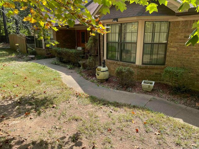 61 Pierce Road, Arkadelphia, AR 71923