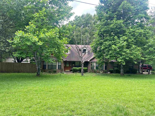 61 Pierce Road, Arkadelphia, AR 71923