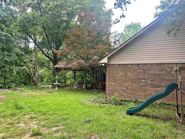 61 Pierce Road, Arkadelphia, AR 71923
