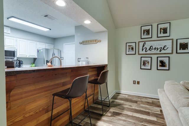 7807 TUMBLING CREEK DR, Millington, TN 38053