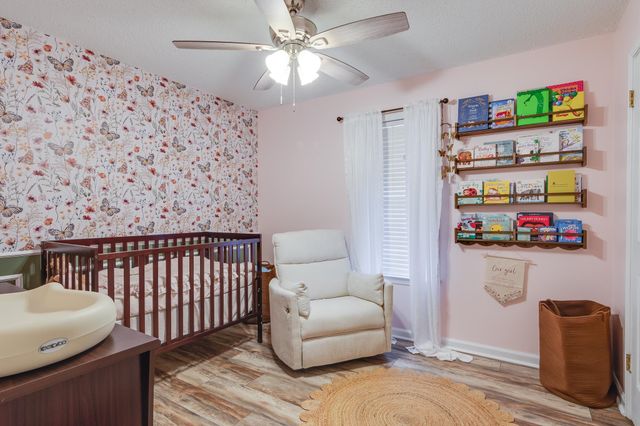 7807 TUMBLING CREEK DR, Millington, TN 38053