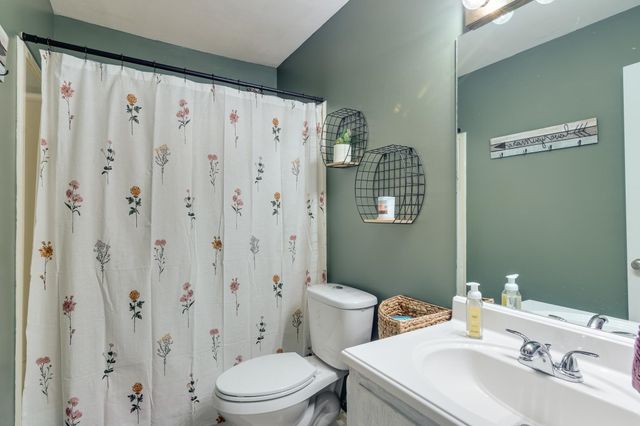 7807 TUMBLING CREEK DR, Millington, TN 38053