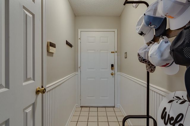 7807 TUMBLING CREEK DR, Millington, TN 38053