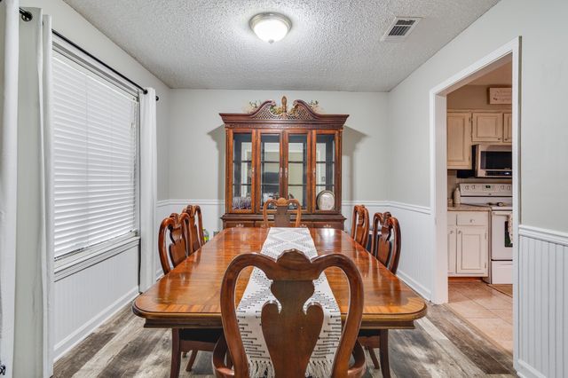 7807 TUMBLING CREEK DR, Millington, TN 38053