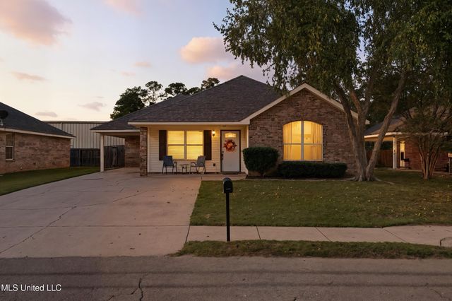 10411 3rd Avenue, D'iberville, MS 39540