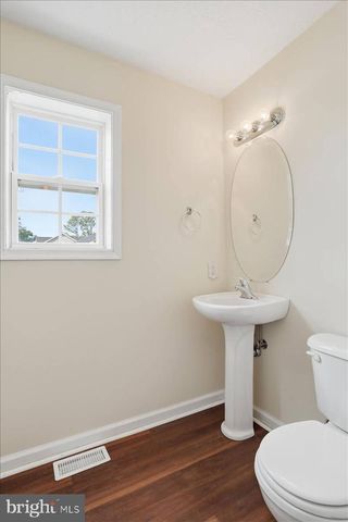 5248 WINCHESTER AVE, Martinsburg, WV 25405