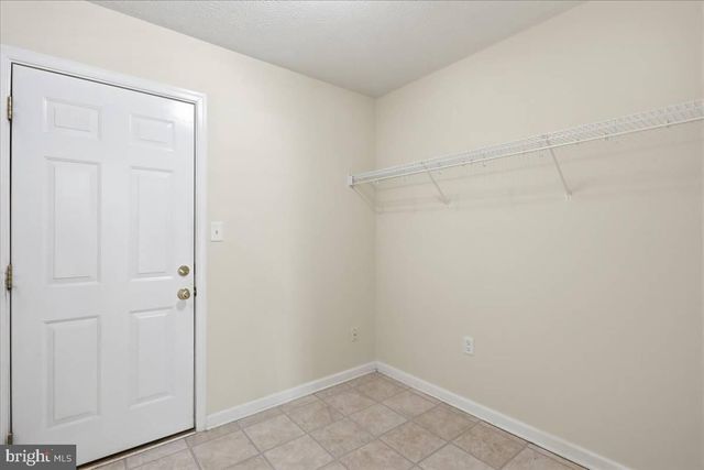 5248 WINCHESTER AVE, Martinsburg, WV 25405