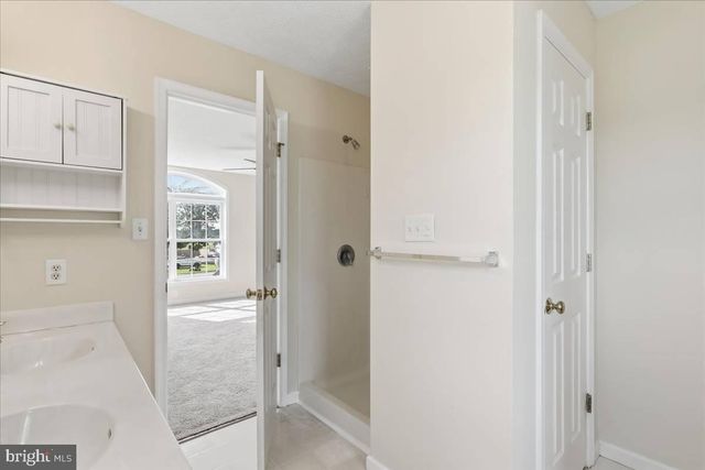 5248 WINCHESTER AVE, Martinsburg, WV 25405