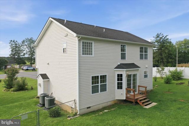 5248 WINCHESTER AVE, Martinsburg, WV 25405