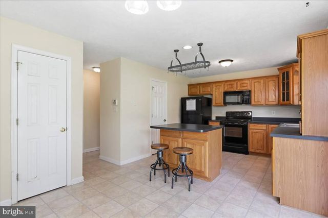 5248 WINCHESTER AVE, Martinsburg, WV 25405