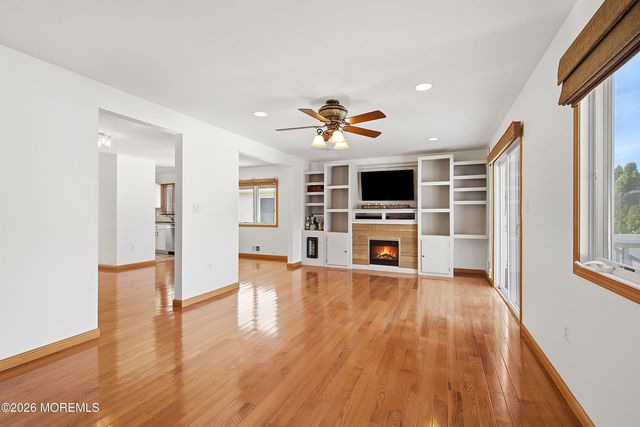 624 Mermaid Avenue, Beachwood, NJ 08722