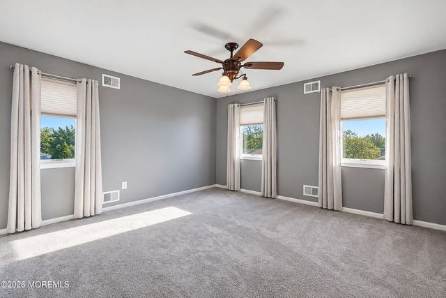 624 Mermaid Avenue, Beachwood, NJ 08722