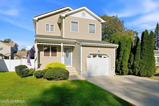 624 Mermaid Avenue, Beachwood, NJ 08722