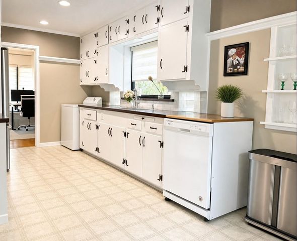 6755 E Mockingbird Lane, Dallas, TX 75214