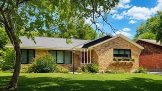 6755 E Mockingbird Lane, Dallas, TX 75214