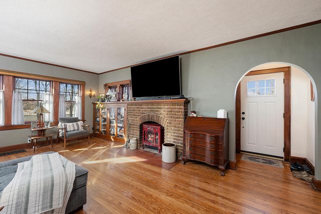 1124 W Washington Street, Marshfield, MO 65706