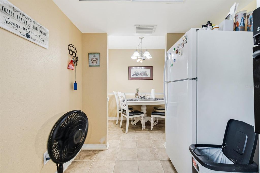 Image 13 of property listing at 6017 CANDLEWOOD LANE, Orlando, FL 32809