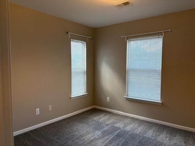 2692 S Knightsbridge Circle, Ann Arbor, MI 48105