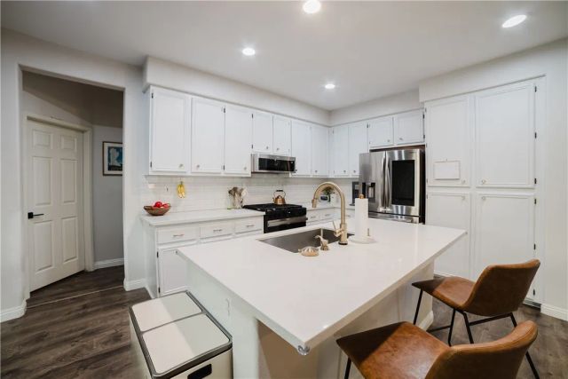 44049 Terraza Court, Temecula, CA 92592