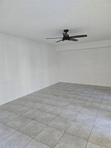 5274 CORAL COURT, Orlando, FL 32811