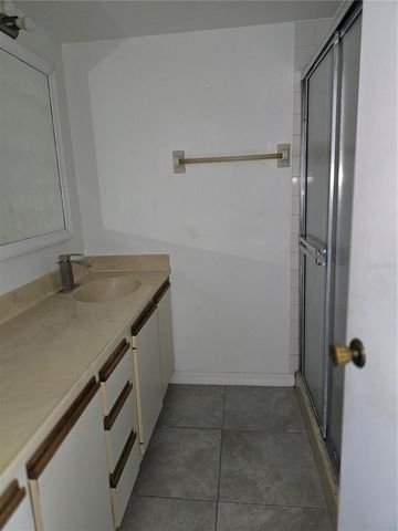 5274 CORAL COURT, Orlando, FL 32811