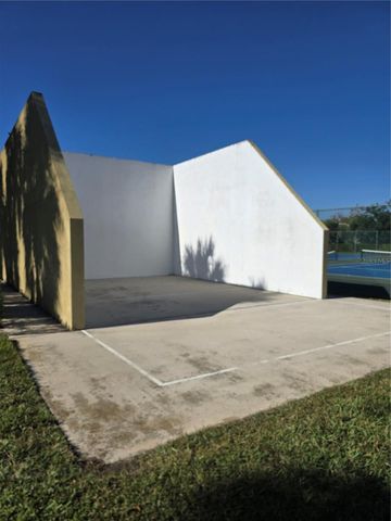 5274 CORAL COURT, Orlando, FL 32811