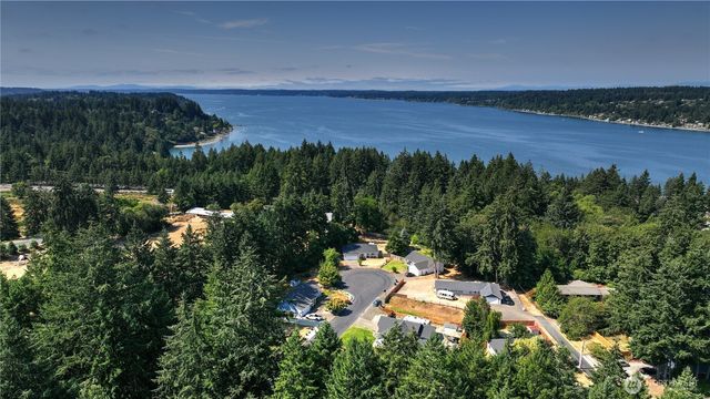 6016 129th Street Ct NW, Gig Harbor, WA 98332