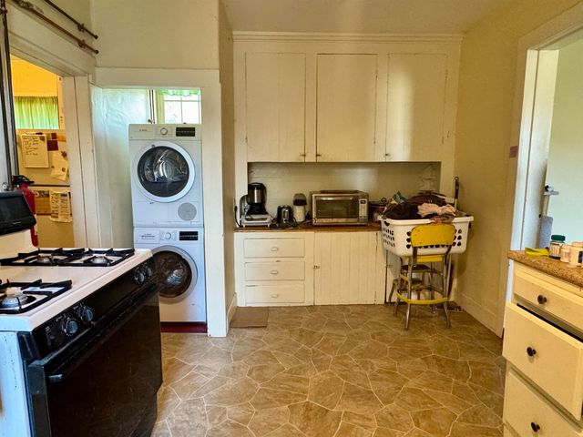 109 Caledonia Street, St. Johnsbury, VT 05819