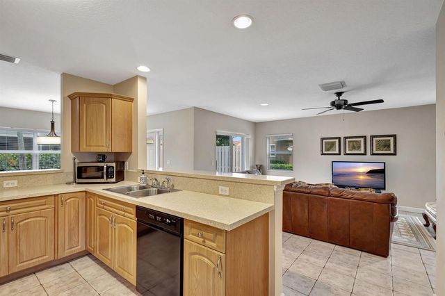 13792 Yarmouth Drive, Wellington, FL 33414