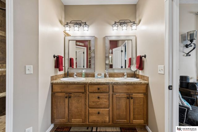 9310 Colby Street, Lincoln, NE 68505